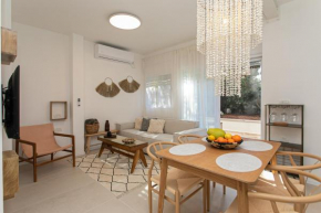 Carmel Boutique - City Oasis